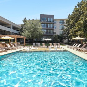 Resort Style Pool Resort Style Pool