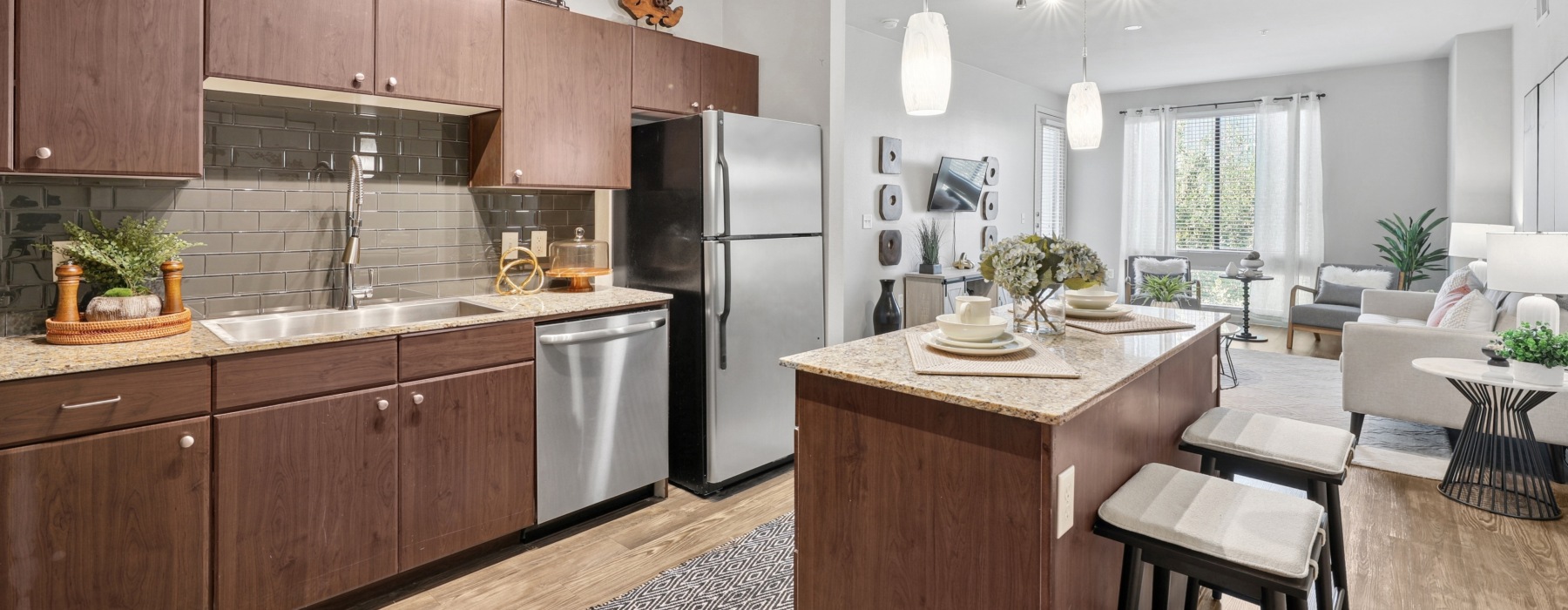 Studio, 1, 2 & 3 Bedroom Apartments in Austin, TX